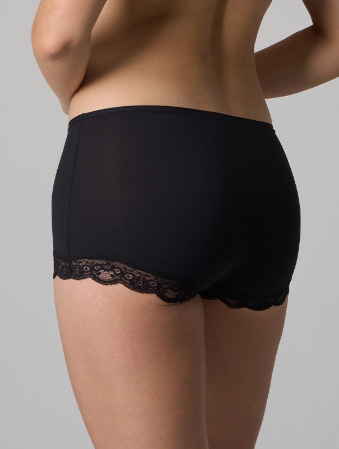 The Smooth Lace Boxer - HeyShape